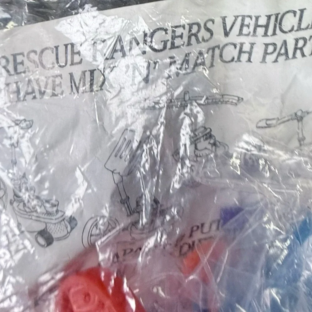 1989‎ Chip N Dale Rescue Rangers Chip Toy McDonalds Happy Meal Disney New Sealed